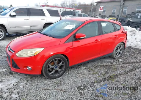 2014 Ford Focus Se z USA, uszkodzony, nr VIN 1FADP3K24EL143140